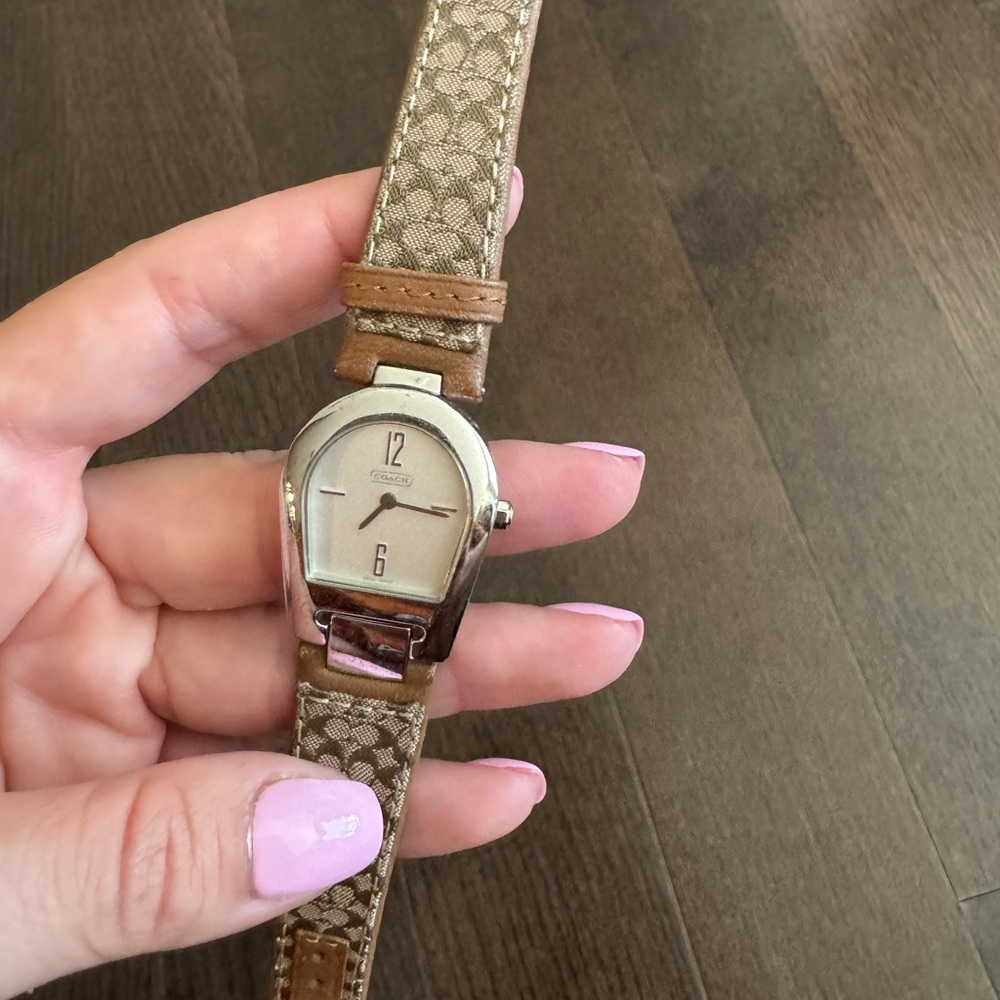 Coach 0208 Fashion Watch